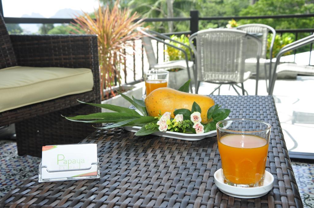 Papaya Phi Phi Resort Buitenkant foto